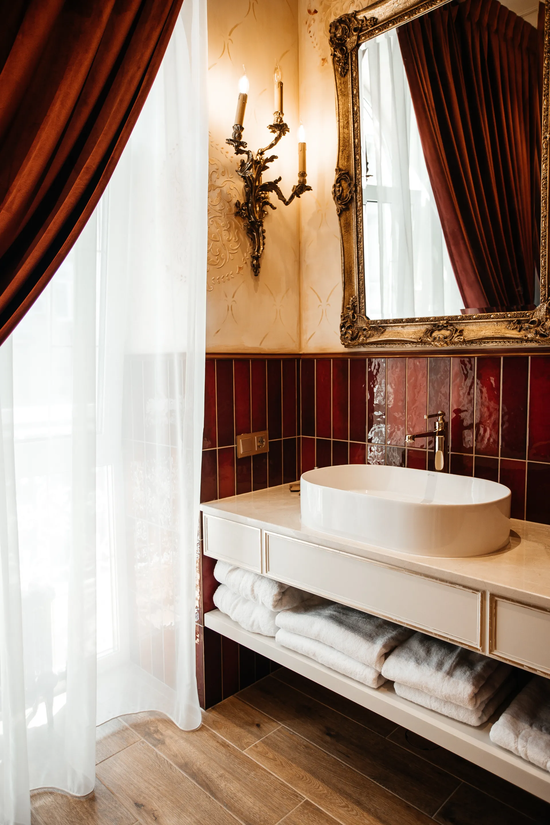 Bordo Room Image by Moncastro