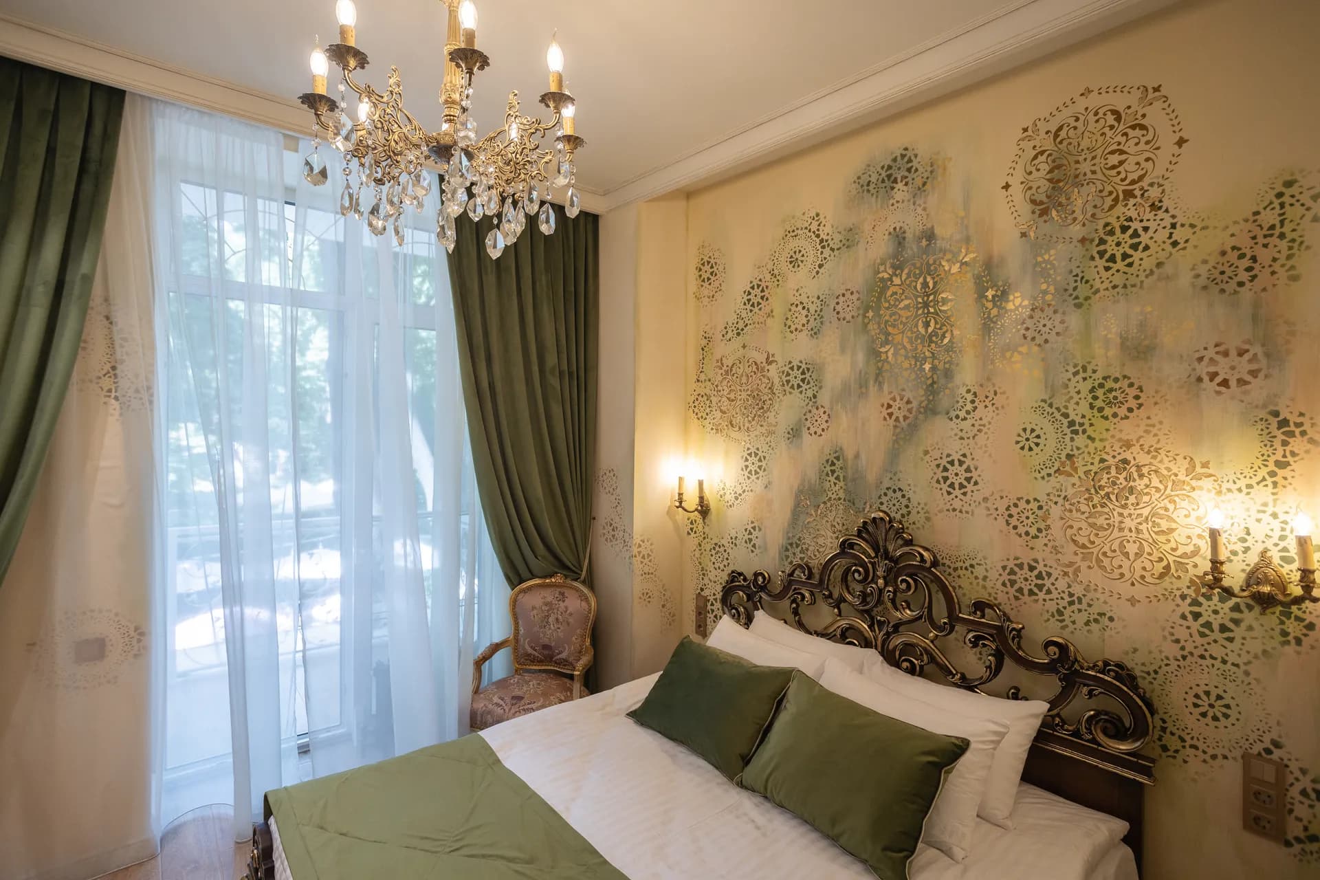Oliva Room Image by Moncastro